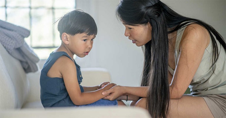 Những dấu hiệu và nguyên nhân thường gặp khiến trẻ 3 tuổi chưa biết nói